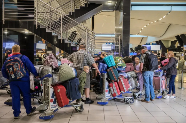 Трамп сократил прием беженцев в США до рекордно низких 7,5 тыс. человек в год — большинство составят белые южноафриканцы